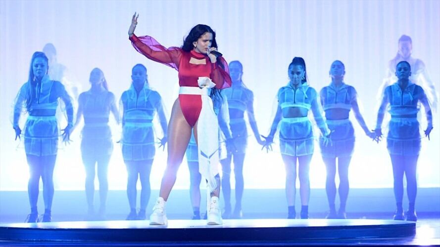 Queda aplazado concierto en el que se presentaría Rosalía. Foto: Getty Images