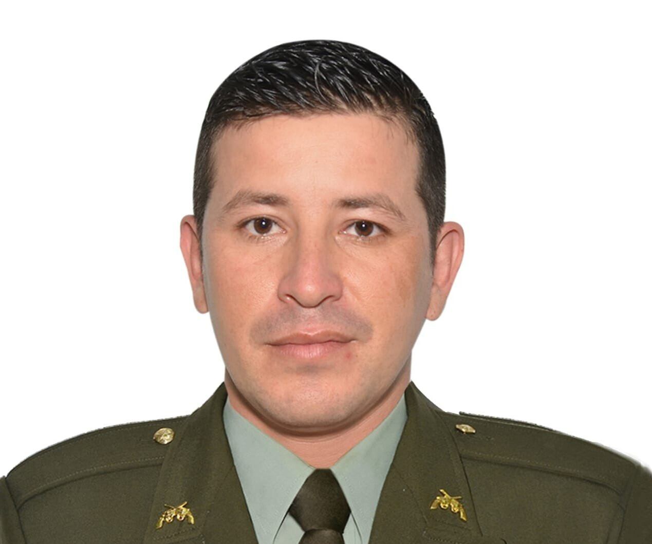 Policía hallado muerto en Arauca estaba adscrito a la Metropolitana de Bucaramanga. Foto: MinDefensa