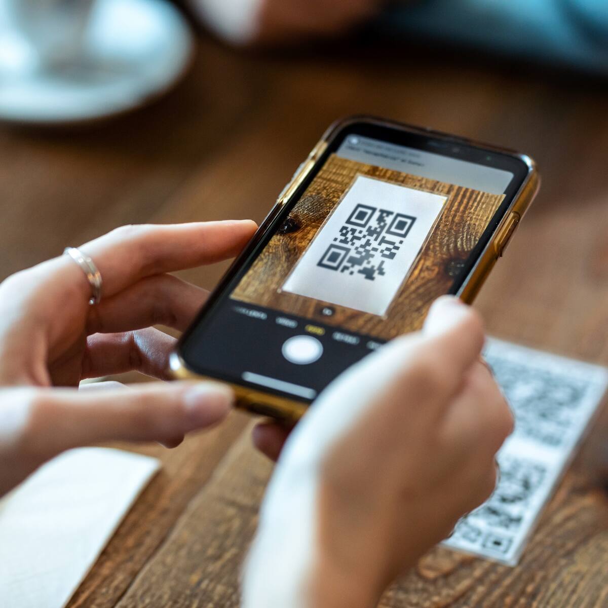 El Cielo, Leo y otros restaurantes que deben volver a la carta en físico y no en QR