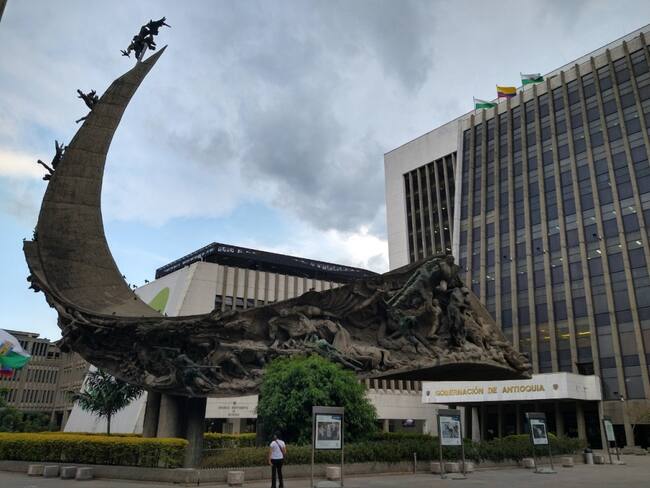 Gobernación de Antioquia defiende la legalidad de la tasa de seguridad