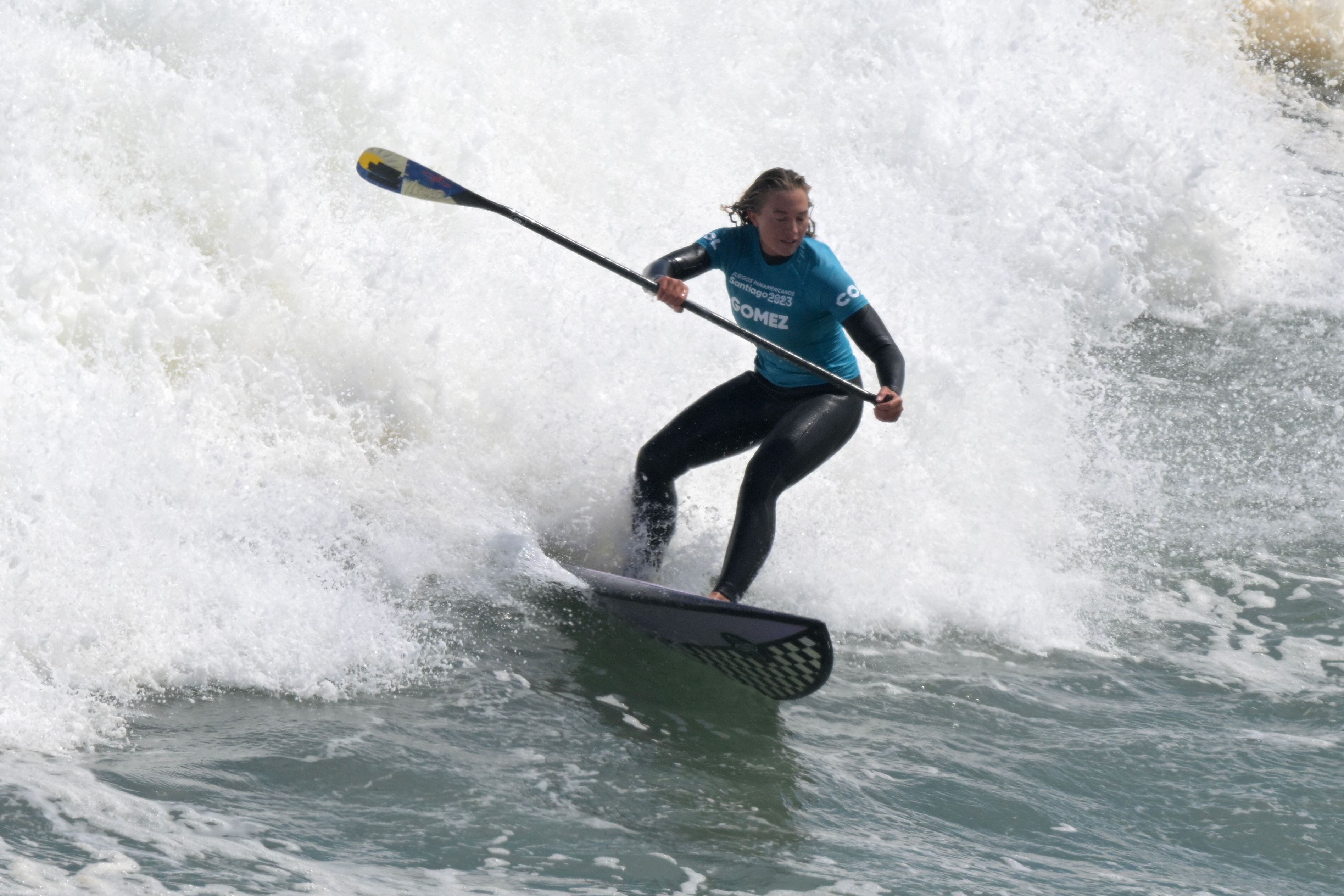 Isabella Gómez, surfista colombiana. Foto: ERNESTO BENAVIDES/AFP/Getty Images