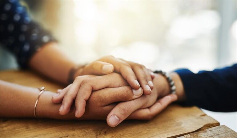 Los beneficios del perdón. Foto: Getty Images/ PeopleImages