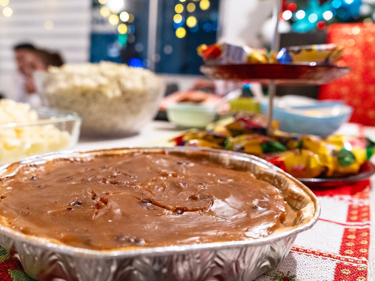 Tips para proteger la salud digestiva en las festividades de fin de año, según especialista