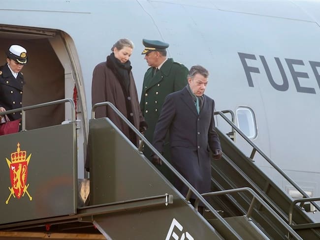 Juan Manuel Santos llega a Oslo, donde recibirá el Nobel de Paz. Foto: Agencia Reuters
