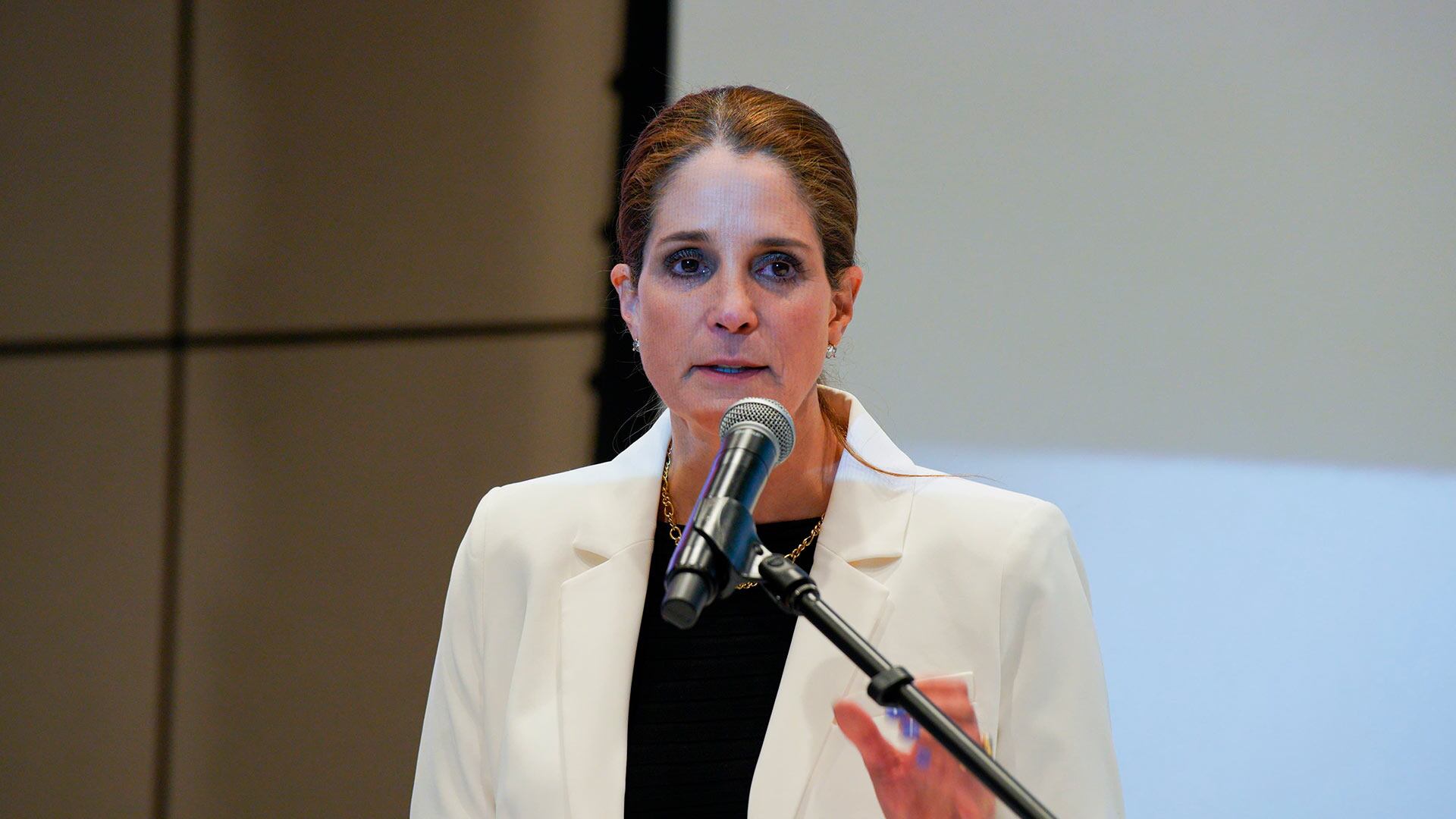 Eleonora Cajiao, directora corporativa de Talento Humano de Corfi. | FOTO: W Radio