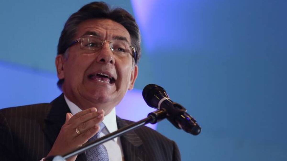 Néstor Humberto Martínez fue mencionado por Otto Bula ante autoridades americanas