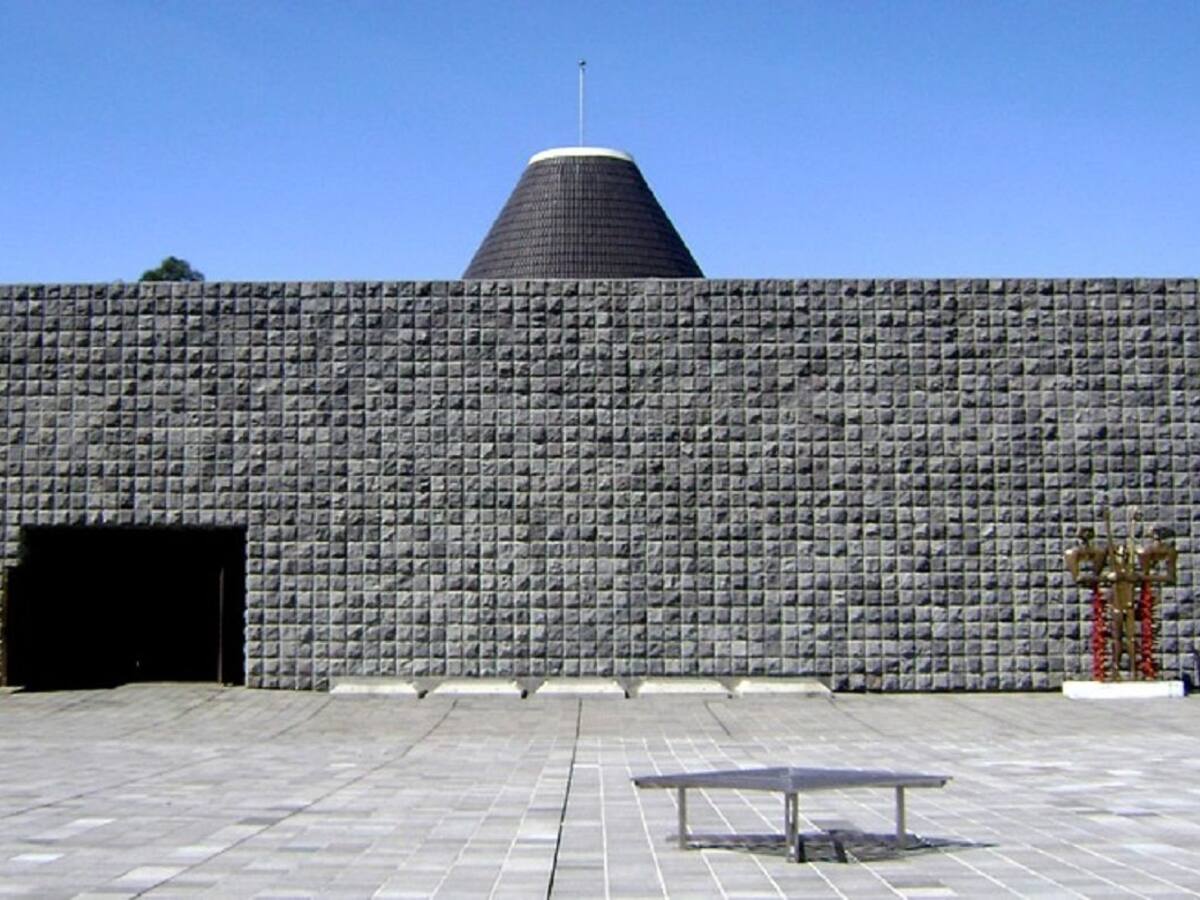 Juliana Plexxo, primera artista colombiana que expone en La Capilla del Hombre