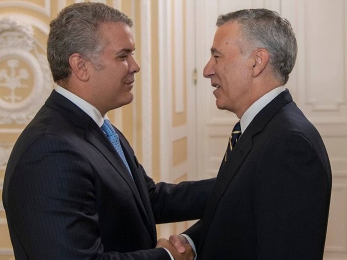 Colombia debe aumentar sus esfuerzos en lucha contra la droga: Embajador de EE.UU.