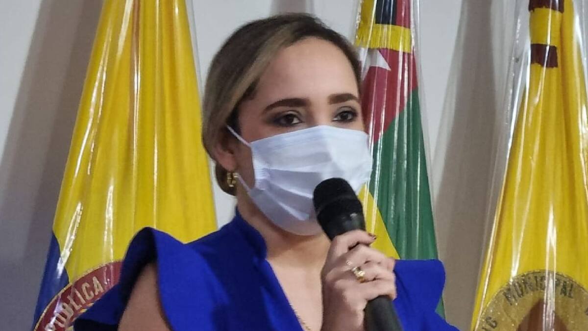 Sara Rendon Reyes Sara Reyes es la nueva contralora de Girón, Santander | Bucaramanga ...