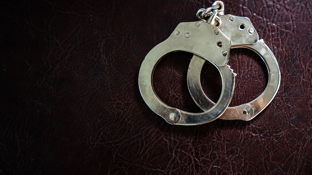 Envían a la cárcel a hombre que habría abusado de su hijastra de 8 años en el sur de Bogotá