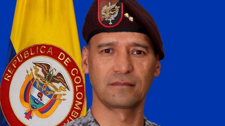 Petro anunció que el nuevo ministro de Defensa será el general Pedro Sánchez