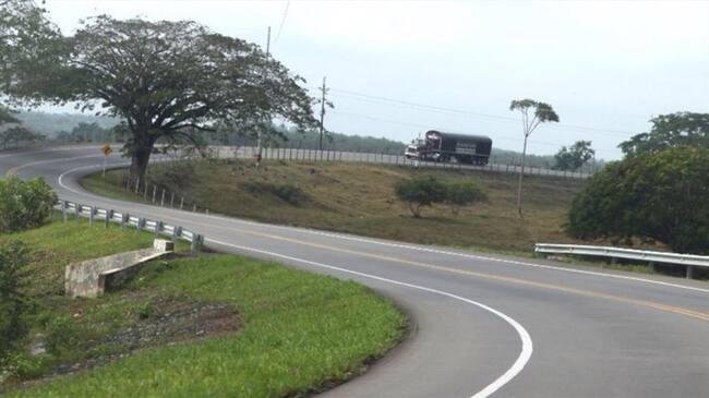 El Instituto Nacional de Vías destinó recursos para realizar obras de mantenimiento y la señalización de la vía. Foto: Twitter de Invías