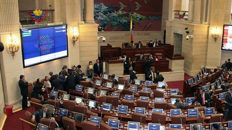 Nuevo "agarrón" en la Comisión de Paz del Congreso. Foto: Colprensa