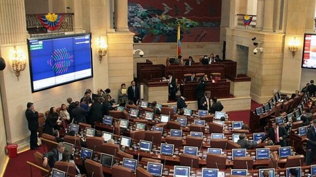 Nuevo "agarrón" en la Comisión de Paz del Congreso. Foto: Colprensa