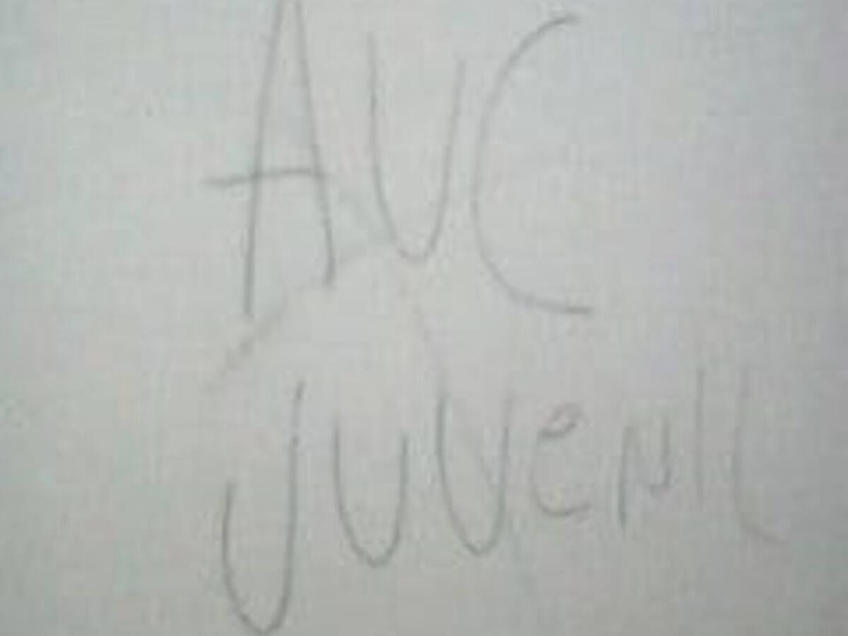 Alerta en Pereira por la aparición de marcas de las Autodefensas Unidas de Colombia