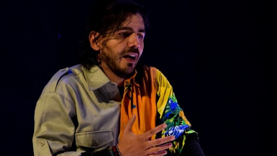 Jimmy Vásquez en su obra de teatro "Autosuperashow". Foto: Colprensa/Cortesía de Casa E