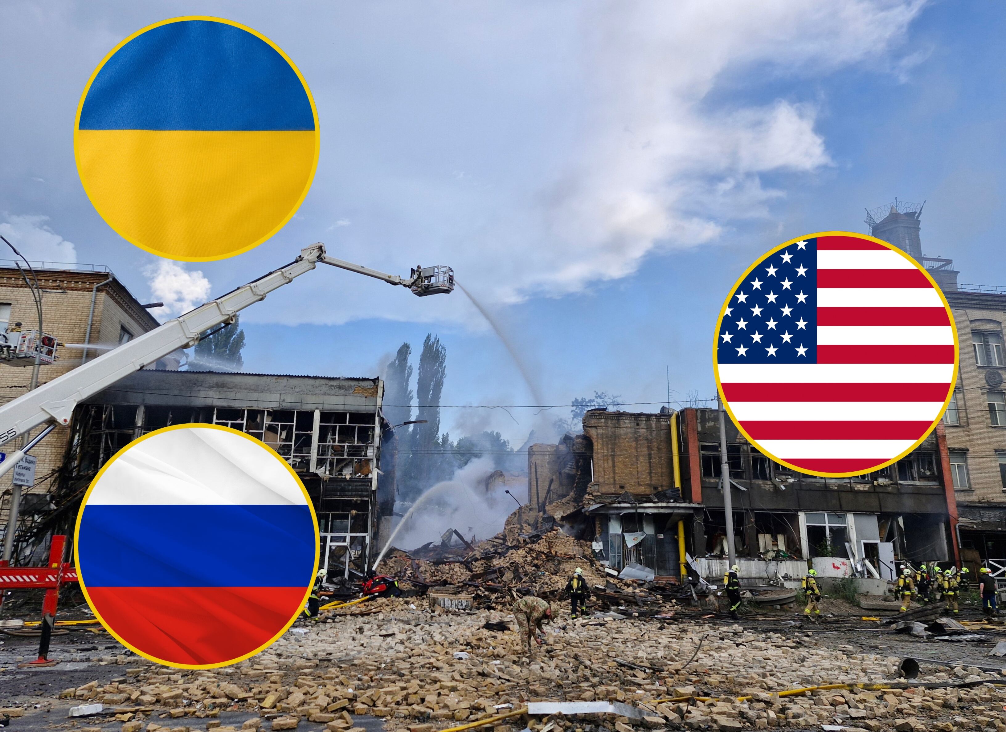 Bomberos y equipos de rescate ucranianos trabajan tras ataques con drones rusos a KIev. FOTO:  Roman Petushkov/Global Images Ukraine via Getty Images