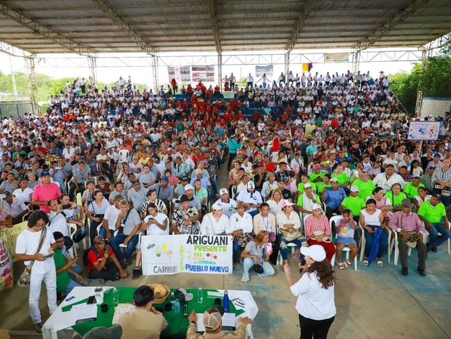 Entrega de tierras en el Magdalena/ Gissell Campo