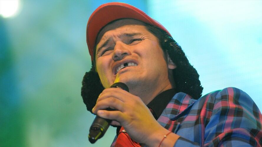 El comediante Hassam imita a empresario que mató a seis jóvenes en Santa Marta. Foto: Cortesía Colprensa