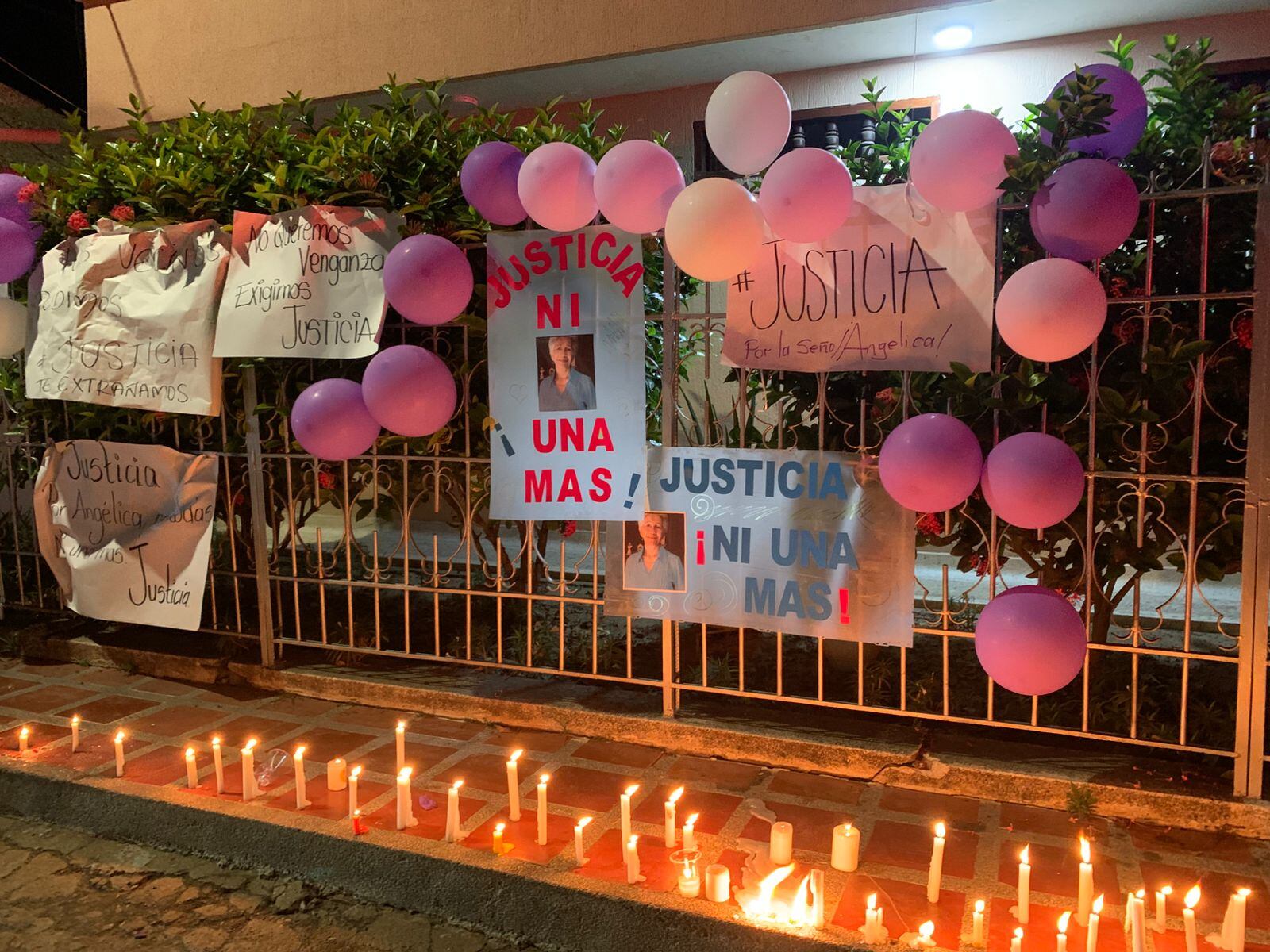 Realizan masiva movilización para exigir justicia por la muerte violenta de una profesora en Sahagún, Córdoba. Foto: cortesía (suministrada).