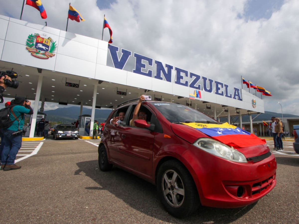 Frontera con Colombia fue reabierta después de tres días por elecciones en Venezuela