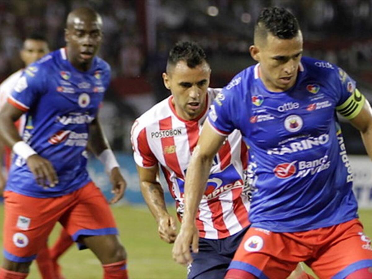 Camilo Ayala: en Colombia nos quedamos cortos en la preparación como futbolistas