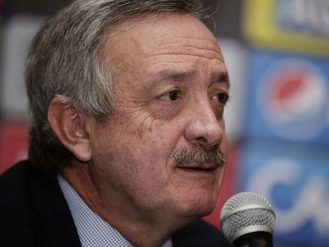 Jugar a puerta cerrada es una irresponsabilidad con los jugadores: Enrique Camacho