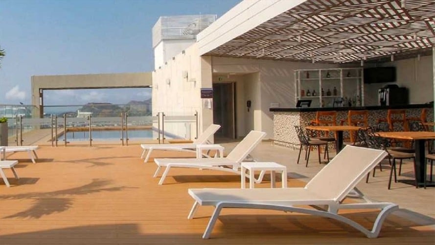 Jacques Simhon, abogado representante de inversionistas, manifestó en Sigue La W que el mensaje de la constructora es que no van a devolver dineros. . Foto: Tomada de la página https://www.hiltonhotels.com/