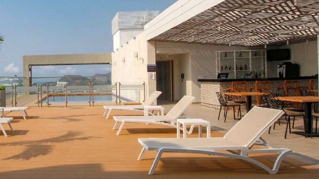 Jacques Simhon, abogado representante de inversionistas, manifestó en Sigue La W que el mensaje de la constructora es que no van a devolver dineros. . Foto: Tomada de la página https://www.hiltonhotels.com/