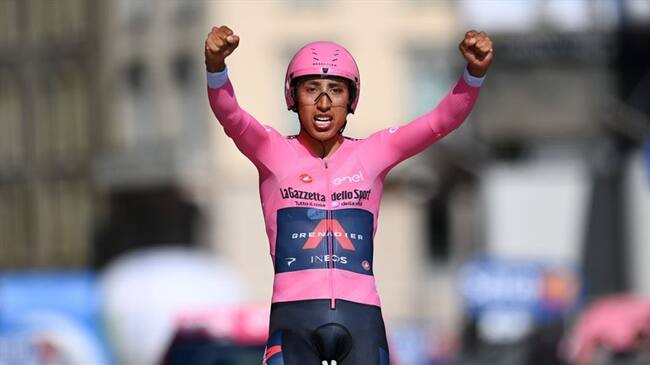 Bernal dejó en alto la bandera colombiana ganando el Giro de Italia.. Foto: Stuart Franklin/Getty Images