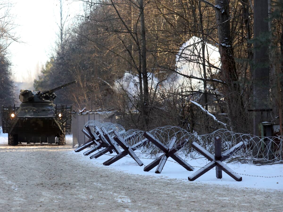 Rusia dice que controla las centrales nucleares ucranianas de Chernóbil y Zaporiyia