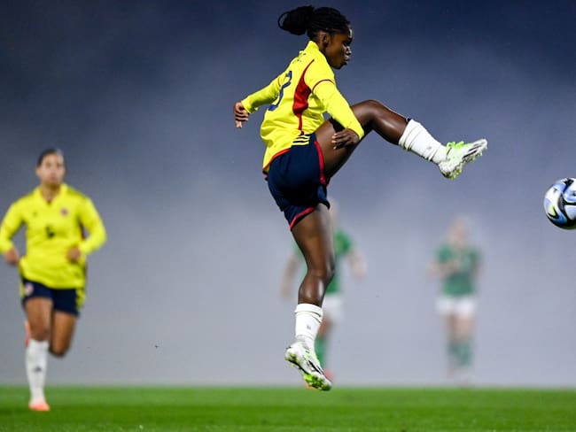 Linda Caicedo adquirió lo que tiene gracias a su disciplina: entrenador Diego Vásquez