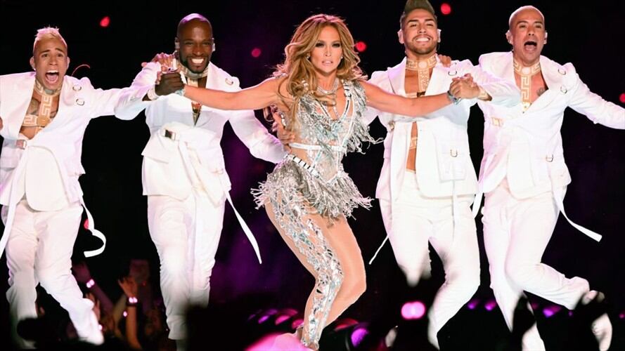 Luis Eduardo Hernández, 'Mulato', fundador de la escuela Swing Latino y Andrés Castillo, uno de los integrantes, hablaron sobre la experiencia de actuar en el Super Bowl.. Foto: Getty Images