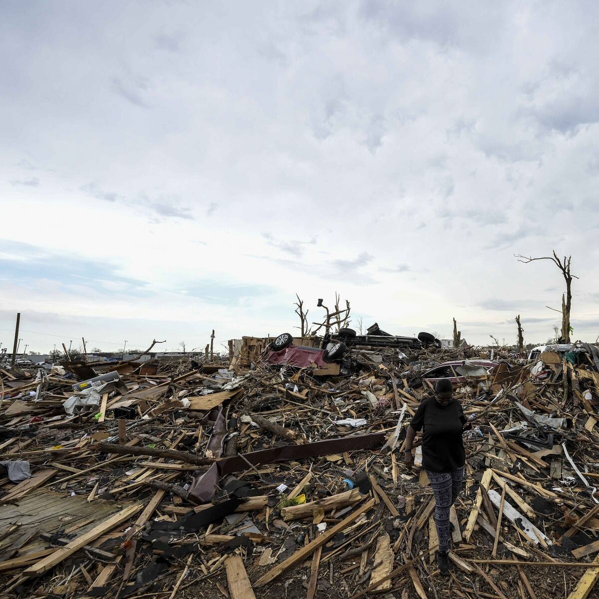 Fue de 1 hora en tierra y solo duran 5 minutos: experto sobre fuerza de tornado en EE.UU.