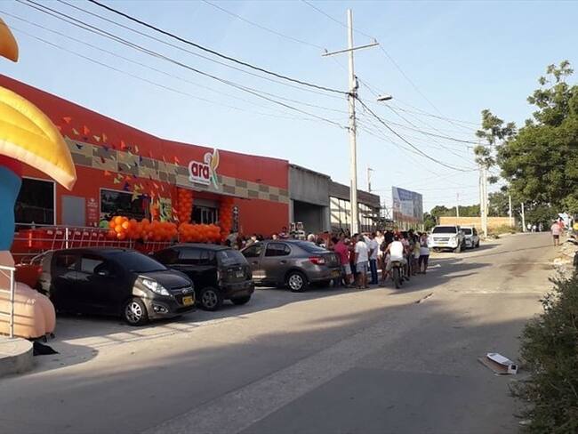 Almacenes Ara abrió varias vacantes de empleo. Foto: Colprensa