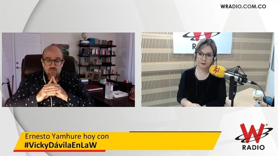 Ernesto Yamhure en entrevista con La W . Foto: La WCon Vicky Dávila