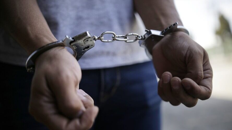 Miembros de la unidad de labores informáticas de la Policía Metropolitana detectó por lo menos 124 rumbas en medio del confinamiento obligatorio. Foto: Colprensa