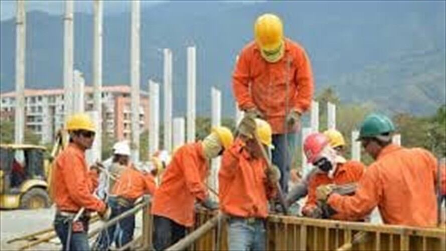 En total 500 personas ha reanudado sus labores en la construcción de vivienda. Foto: Camacol