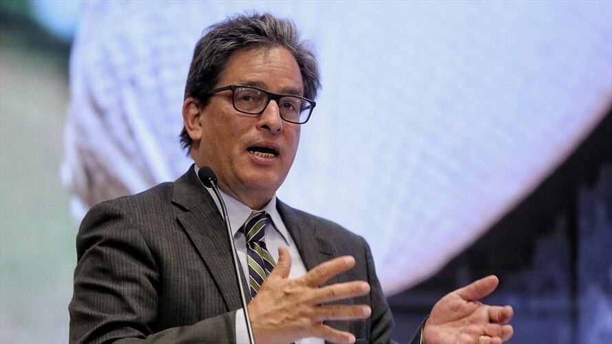 Denuncian que los ponentes del Presupuesto General de la Nación 2021 debatían físicamente, a puerta cerrada y sin transmisión para la ciudadanía. Foto: Colprensa / CAMILA DÍAZ