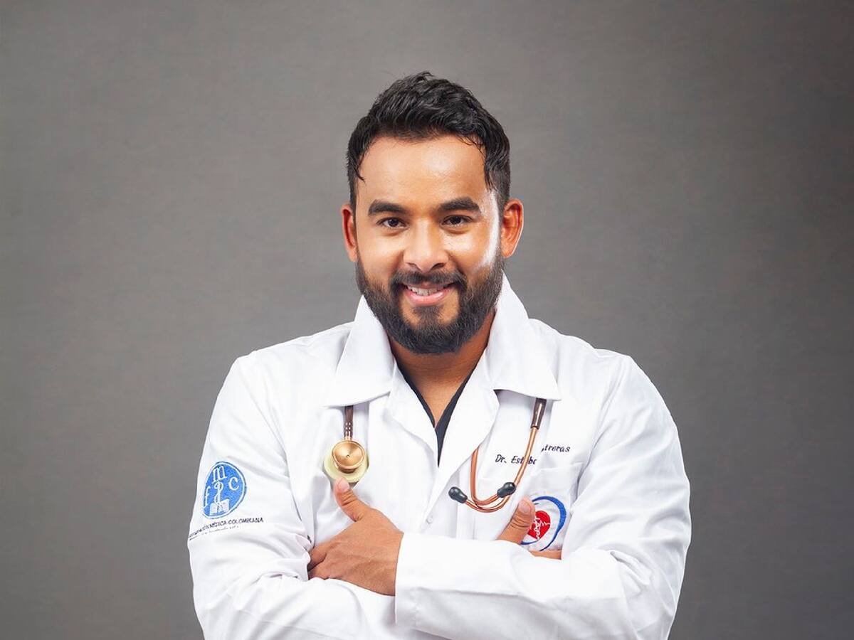 ¿El humanismo médico está en crisis? Doctor Esteban Contreras explica