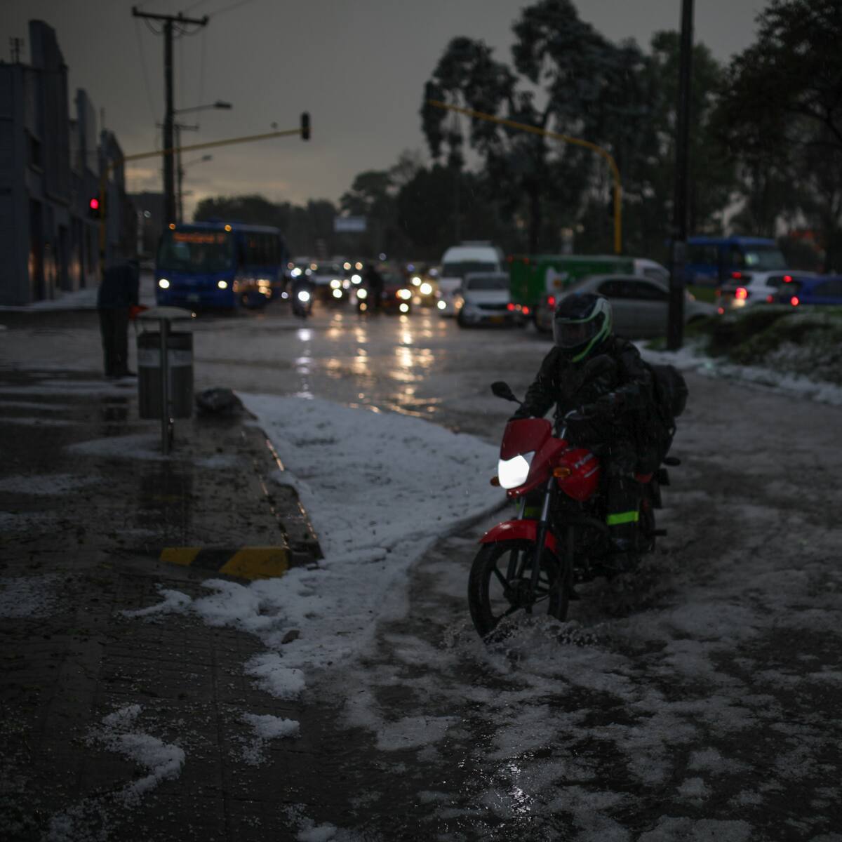 Clases canceladas en Chía por inundaciones en la Autopista Norte y vías de acceso