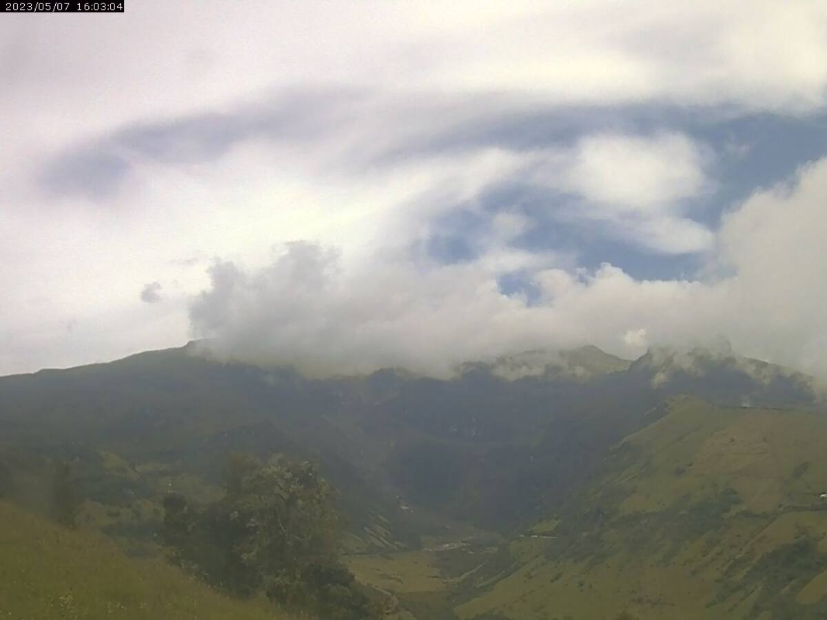 Persisten los sismos en el cráter Arenas del Volcán Nevado del Ruiz, según el SGC
