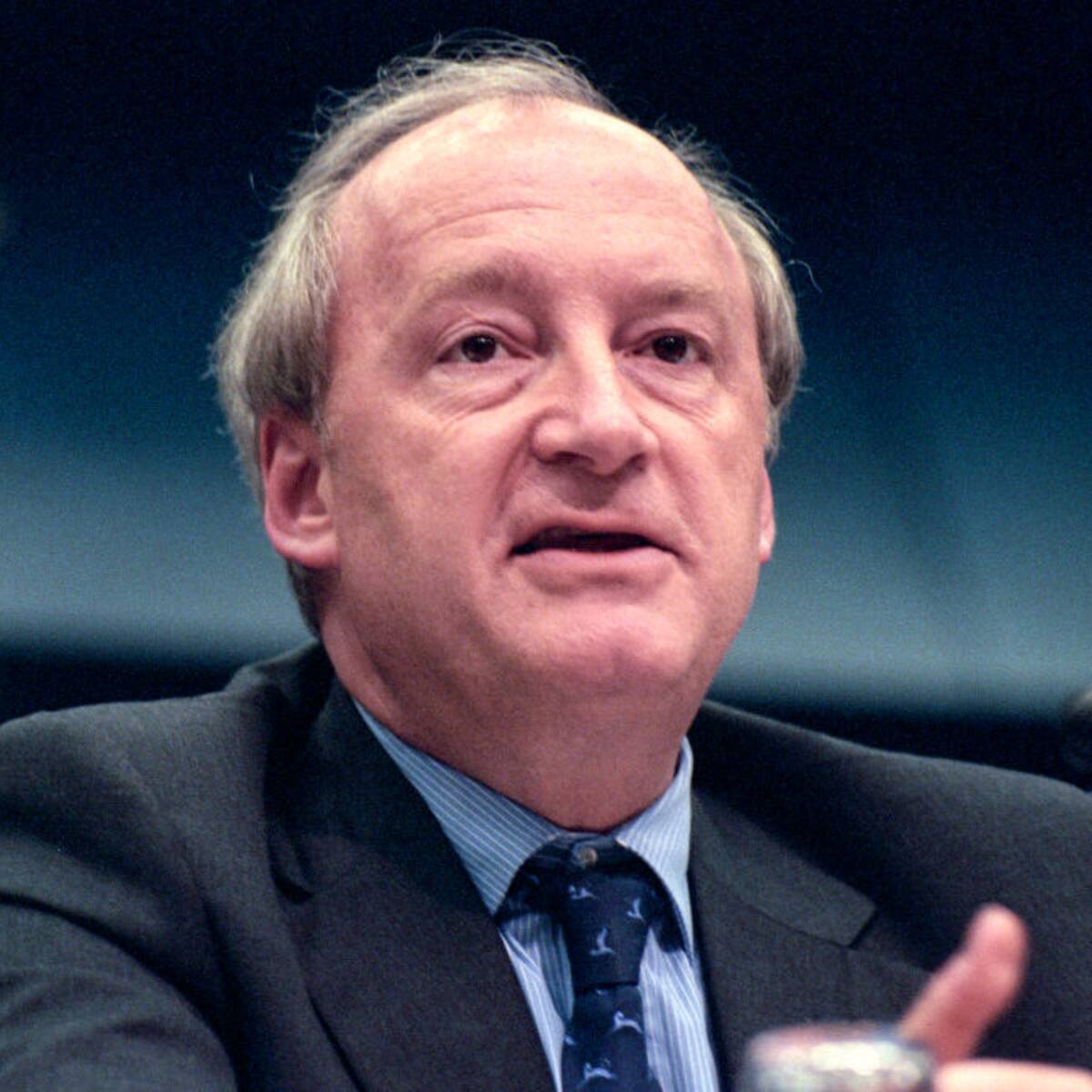 La ocupación a Palestina es el problema de fondo: Hubert Védrine, exministro de Francia