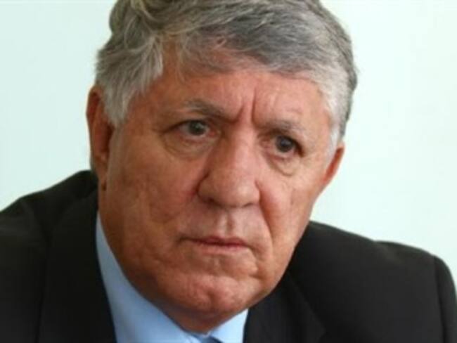 Empresario William Vélez rechaza acusaciones por paramilitarismo