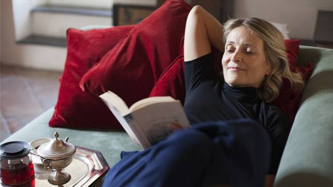 Compromisos personales como aumentar la lectura. Foto: Getty Images/ Kathrin Ziegler