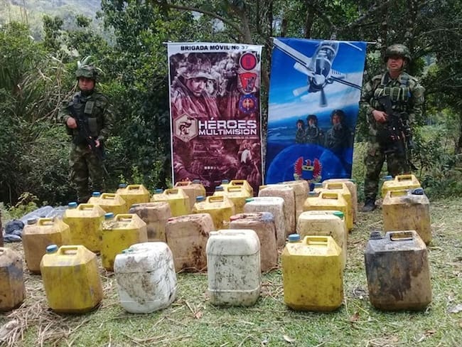 Destruyen 30 canecas con una tonelada de explosivos en El Tambo, Cauca. Foto: