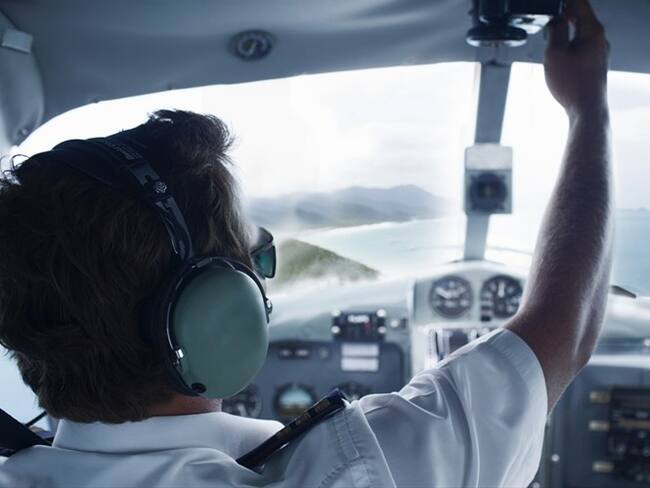 SENA y Avianca presentan el primer programa de formación aérea virtual en Colombia