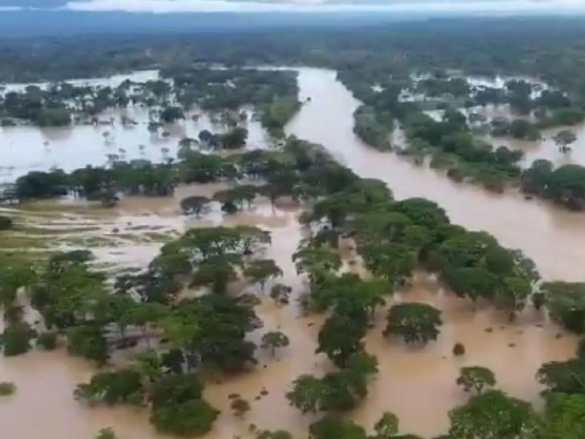 Río Lebrija se desbordó y causó daño en cultivos y vías