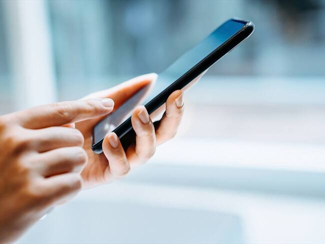 La CRC anunció cambios en la forma de realizar llamadas telefónicas en Colombia. Foto: Getty Images/ D3sign