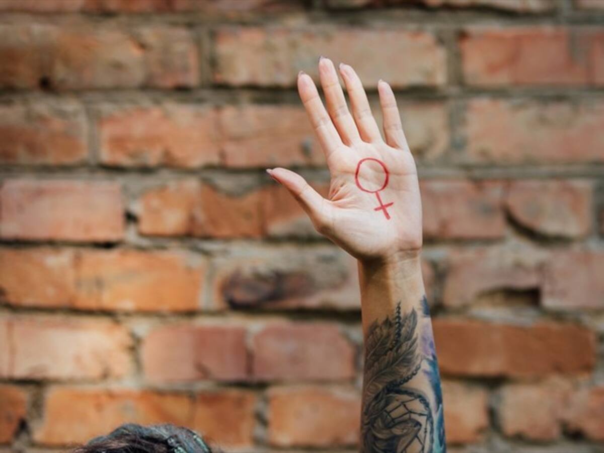 ‘Feminista por accidente’, el libro para quienes no saben de feminismo